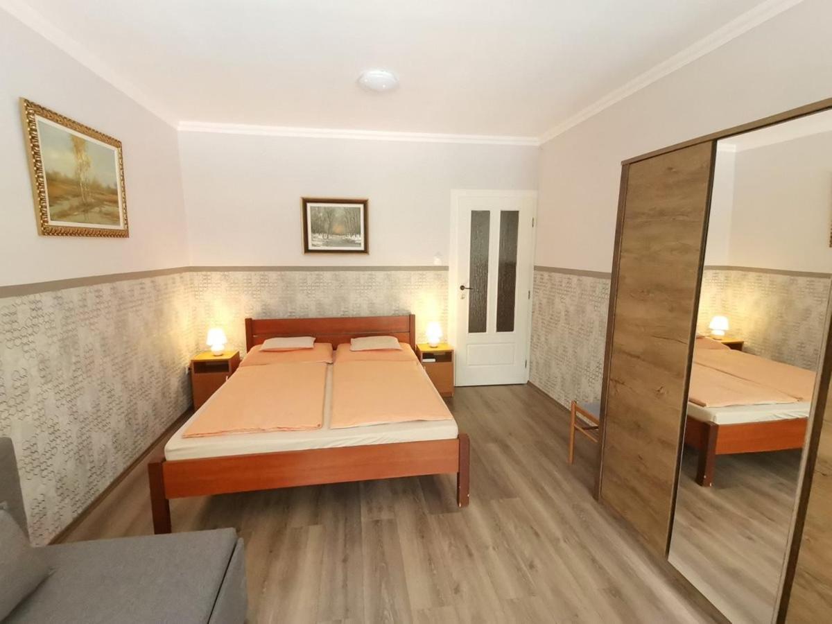 Carpe Diem Apartment Hajduszoboszlo Exterior photo