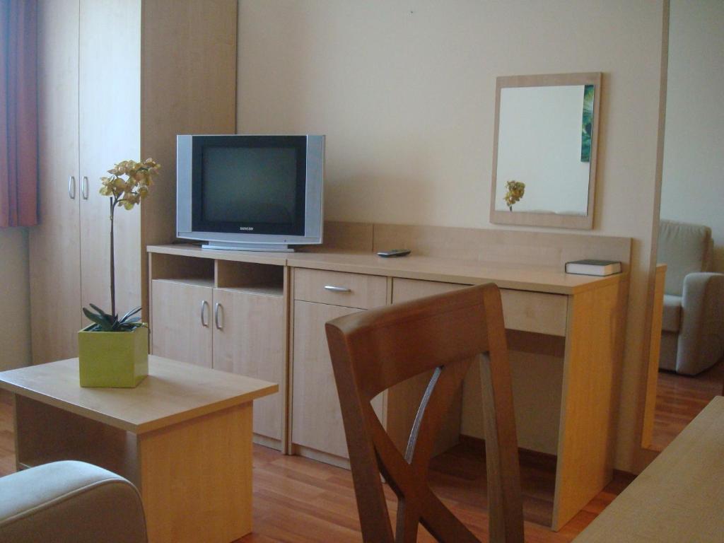 Carpe Diem Apartment Hajduszoboszlo Room photo