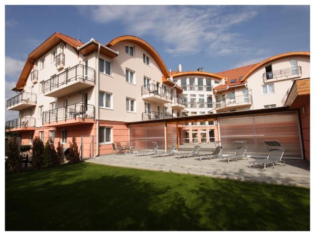 Carpe Diem Apartment Hajduszoboszlo Exterior photo
