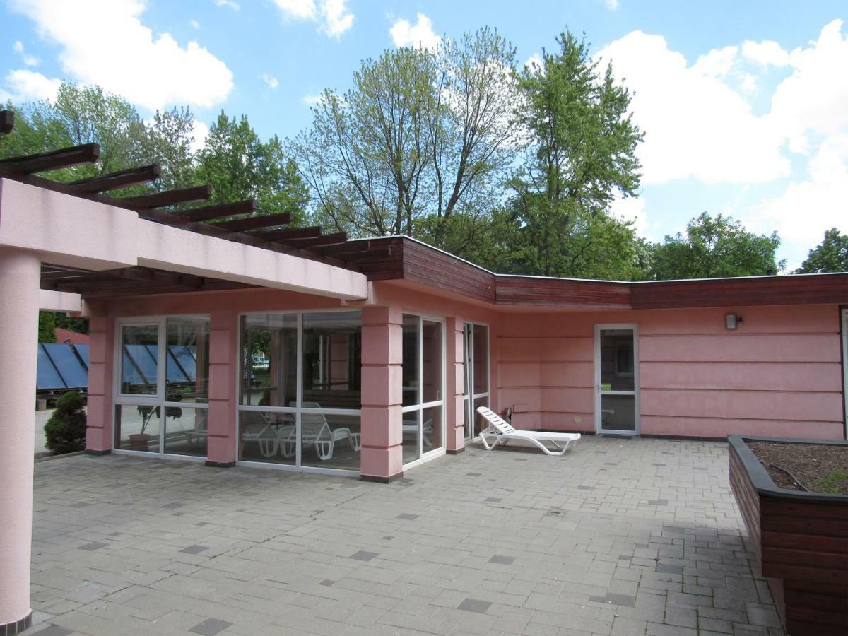 Carpe Diem Apartment Hajduszoboszlo Exterior photo